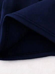 SHEIN 2件組男嬰 Polo 毛衣＋長褲套裝，學院風海軍藍白色熊圖案條紋 V 領長袖翻領修身款，適合婚禮、秋季、假期穿著 - 藏蓝色 - 查看 8