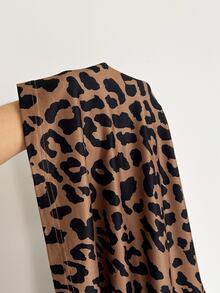 Soleia Women's Round Neck Short Sleeve Leopard Print Top And Shorts 2 Pieces Set - Multicolor - View 7