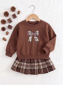 SHEIN Baby Girl Fleece Thick Decorative Bow Plaid Print Pattern Crew Neck Pullover Sweatshirt & Vintage Plaid Pleated Skirt Set, Suitable For Winter - Brown - View 7