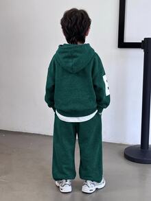 SHEIN Little Byeori 2件組兒童小男孩休閒街頭風韓式雪花與大字母印花連帽長袖衛衣＋純色鬆緊腰運動長褲套裝，適合返校季、生日、嬰兒派對、節日派對，秋冬穿著 - 綠色 - 查看 2