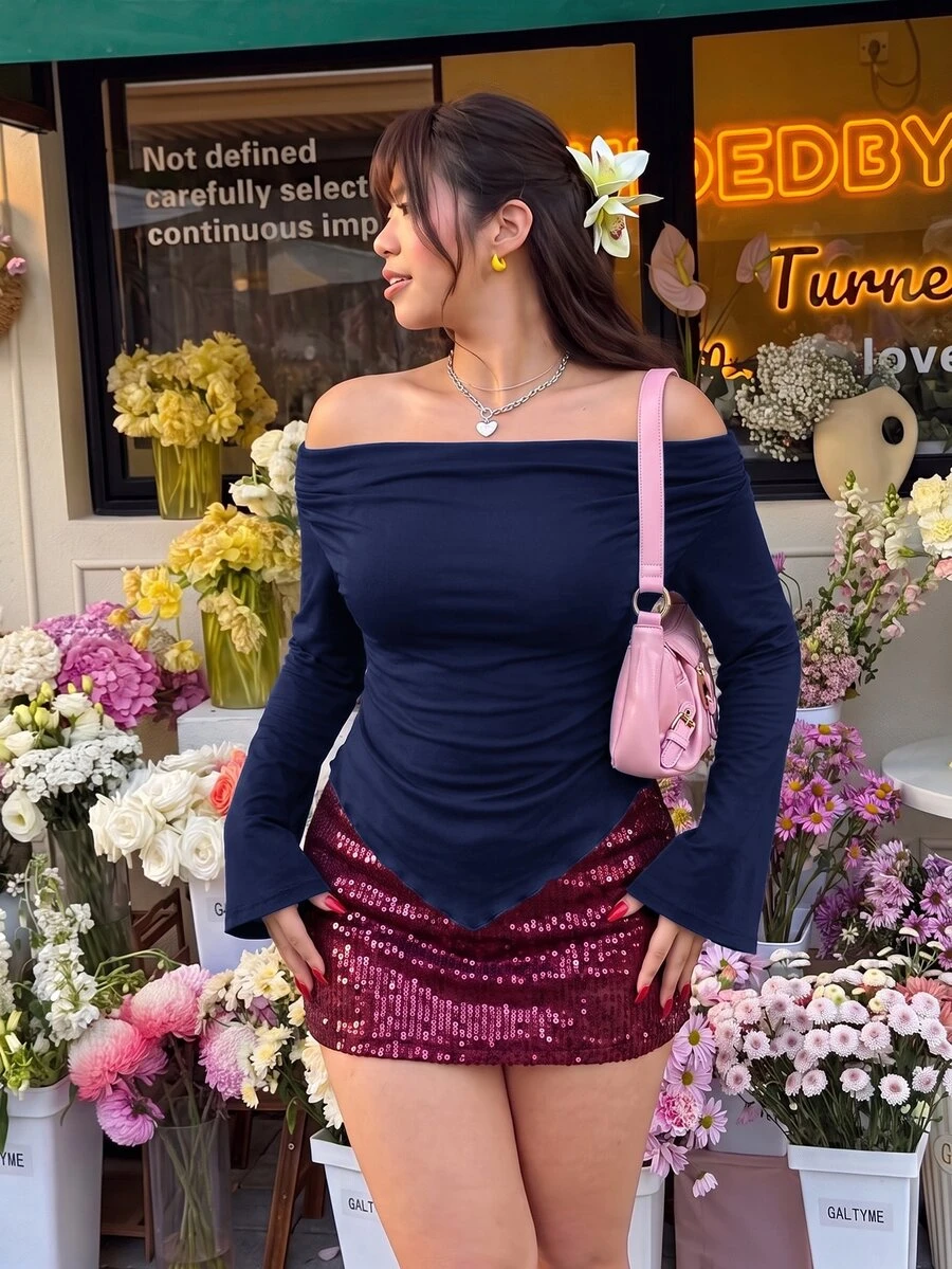 SHEIN EZwear 大尺碼女款純色露肩收腰不對稱下擺時尚百搭長袖T恤 - 藏蓝色 - 查看 1