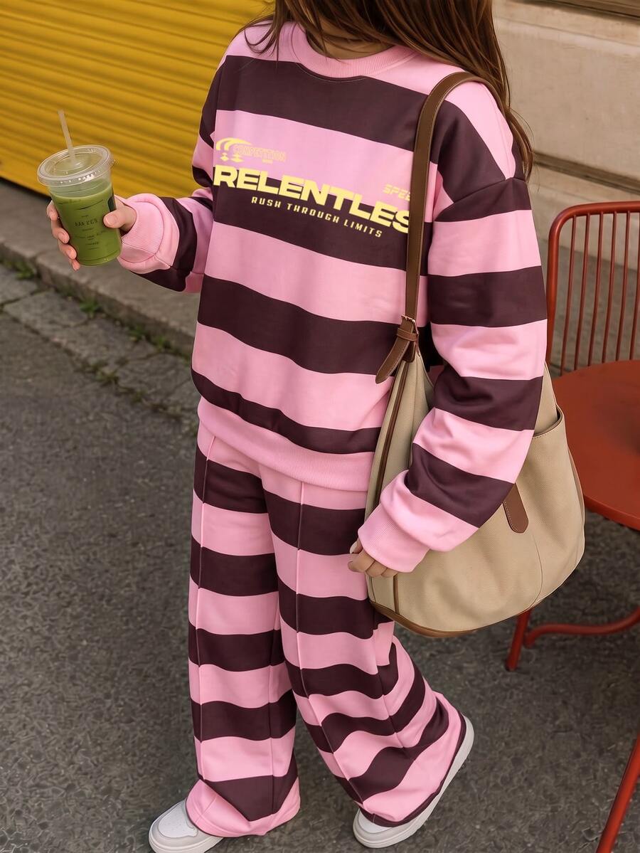粉色與摩卡棕寬條紋,時尚美式復古學院風條紋字母印花,女款青少年休閒舒適柔軟抓絨內裡寬鬆落肩長袖套頭衛衣與寬腿運動褲2件套,適合秋冬日常時尚出遊、街頭風、復古女孩、高街女孩、甜美慵懶隨性風格 - 彩色 - 查看 1