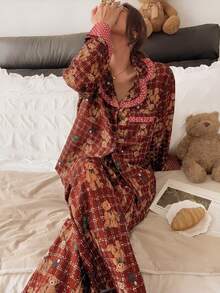 Napfluff Conjunto de Pijama Feminino Doce e Fofo com Estampa de Urso e Xadrez, Calça com Babado, Lapela com Poá e Manga Longa, 2 Peças Loungewear - Marrom - Visão 3