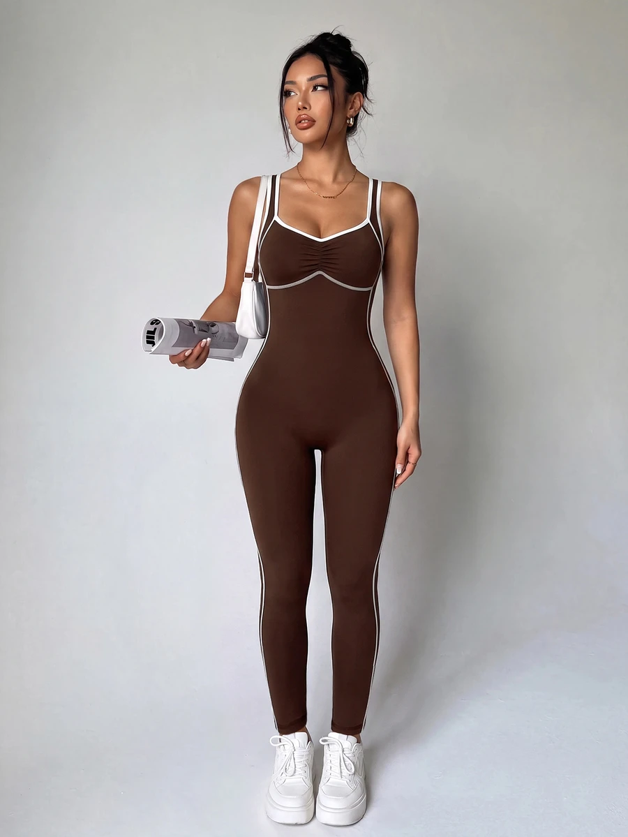 Velisys Velisys Jumpsuit Olahraga Wanita Warna Cokelat dengan Trim Kontras, Elastisitas Tinggi, Tanpa Punggung, dan Detail Kerut untuk Yoga, Kebugaran, dan Lari - Coklat - View 1