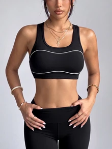 Dewbera Dewbera Women's Black & White Contrast Backless Sports Bra High Elastic - Black - View 4
