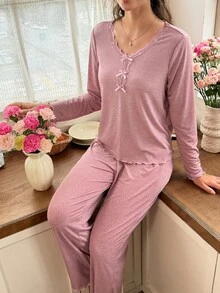 Snug Reverie طقم بيجامة نسائي كاجوال من الصوف المحبوك مزين بالدانتيل وفيونكة للاسترخاء - وردي - مشاهدة 1