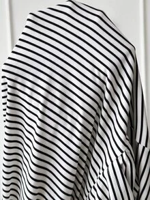 SHEIN 孕婦條紋圓領長袖休閒哺乳上衣 - 白色 - 查看 8