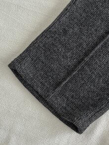 SHEIN Vintaside Kids 2件組女嬰上衣+長褲套裝，甜美深灰色毛絨羅紋針織，中縫設計，彈性長袖圓領，休閒款，適合生日派對、秋季假期、聖誕節 - 黑色 - 查看 7