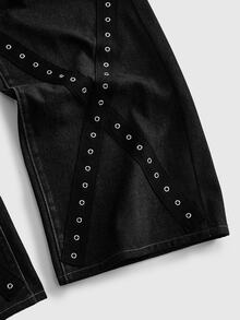 ROMWE MEN Street Life Celana Jeans Pria Model Lurus dengan Motif Gothic dan Desain Lubang Kancing Tambal Sulam - Hitam - View 5