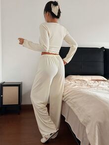 Napfluff Women's Bowknot Decor Beige Fitted Casual Pajama Set 2 Pieces - Beige - View 2