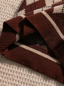 SHEIN Rompi Rajut Kasual Sehari-hari Motif Belah Ketupat untuk Anak Laki-Laki - Coklat - View 7