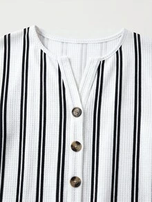 SHEIN Fashion Casual Basic 3+ Waffle Texture Fabric White Base Vertical Stripe Print Design Button Placket Plus Size T-Shirt - Multicolor - View 3