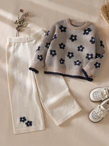 Young Girl Crew Neck Long Sleeve Floral Pattern Sweater And Solid Color Pants Set - Khaki - View 1