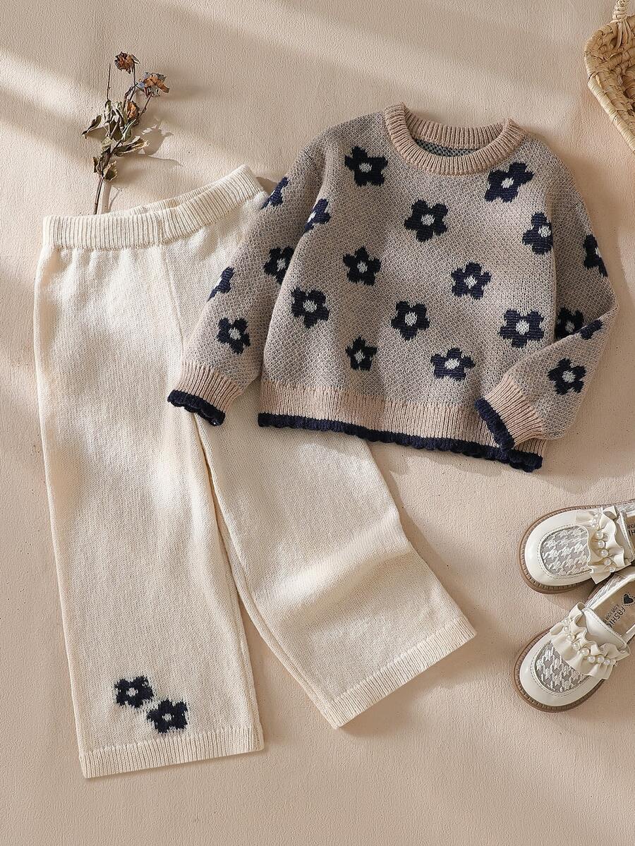 Young Girl Crew Neck Long Sleeve Floral Pattern Sweater And Solid Color Pants Set - Khaki - View 1