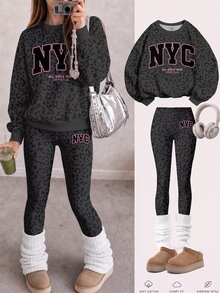 黑粉配色時尚豹紋運動風拼色 NYC 字母圖案女款青少年休閒軟舒適寬鬆圓領套頭衛衣＋內搭褲 2 件套，適合秋冬日常、街頭風、甜酷開學穿搭、美式高街慵懶隨性時尚套裝 - 彩色 - 查看 1