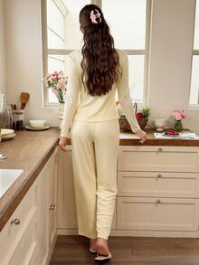 Snug Reverie Pale Yellow Romantic Lace Trim Square Neck Long Sleeve Long Pants Pajama Set - Yellow - View 2