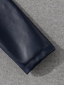SHEIN 女童 2 件組家庭套裝，時尚深藍色 PU 皮革缺口領西裝外套與 Dit - 藍色 - 查看 9
