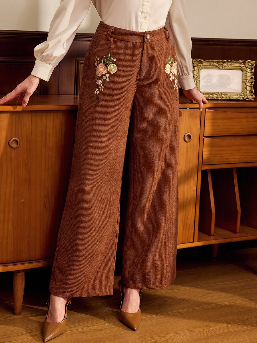 Vintamour 女款口袋鈕扣花卉刺繡圖案長褲 - 棕色 - 查看 1