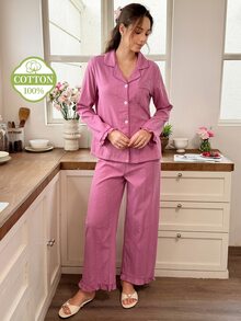 Snug Reverie طقم بيجامة نسائي من القطن 100% باللون الوردي العميق، مفتوح من الأمام بأكمام طويلة، ملابس منزلية رومانسية منعشة بنقشة جاكار وحافة مكشكشة - وردي - مشاهدة 3