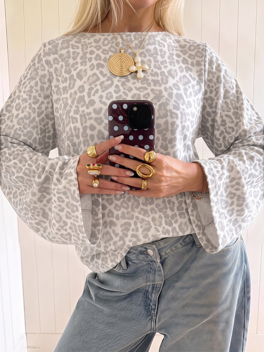 SHEIN EZwear 海外長袖水洗白灰豹紋上衣,適合日常通勤、聚會、秋冬春夏、聖誕節、新年、感恩節、派對、婚禮、海灘、畢業典禮、優雅、外出、約會、通勤、情人節、優雅、度假、Y2K、畢業典禮等場合 - 彩色 - 查看 1