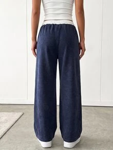 SHEIN Tween女孩牛仔褲，秋季新品，皇家藍，彈性腰帶附抽繩與雙腰帶設計，寬鬆版型，輕量柔軟針織牛仔面料，舒適親膚，適合四季，日常穿著、拍照、購物、外出、度假等，2026新品 - 寶藍色 - 查看 2
