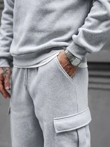 Manfinity CasualCool طقم رجالي هودي بلون موحد وأكمام طويلة مع بنطلون برباط خصر - رمادي - مشاهدة 5