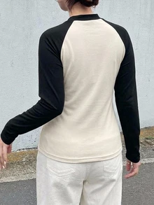 Dazy Plus 拼色拼接修身街頭休閒短款長袖春秋T恤 - 米色 - 查看 2