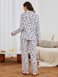 Serenescape Women's Vacation Style Floral Print Lapel Long Sleeve Long Pants Pajama Set - Apricot - View 2