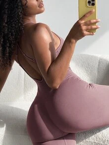 SHEIN Core Rhythm جمبسوت رياضي بحمالات رفيعة للنساء، موضة كاجوال إبداعية وشخصية - وردي صدئ - مشاهدة 6