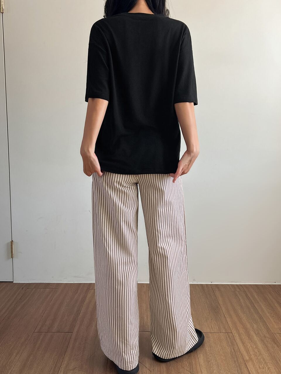 2pcs/Set Women's Loose Short Sleeve T-Shirt With English Print And Striped Straight Leg Long Pajama Pants