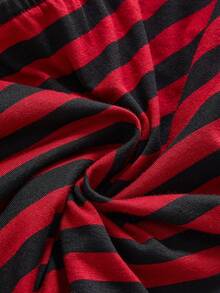 ROMWE Dark Gothic Black & Red Striped Cross Pendant Romantic Lace Patchwork Ruched Fitted Plus Size Cami - Multicolor - View 4