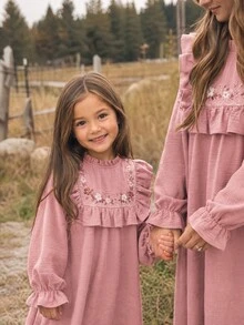 Emery Rose Kids Emery Rose Kids 女童編織素色花卉圖案荷葉邊休閒洋裝 - 藕粉色 - 查看 4