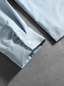 ROMWE MEN قميص رجالي فضفاض مزين بأزرار - الأزرق - مشاهدة 5