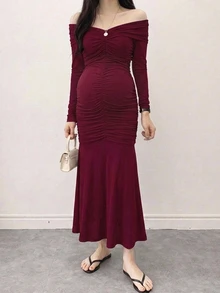 DAZY Maternity Solid Color Cold Shoulder Long Sleeve Waist-Cinching Ruffle Hem Dress - Red - View 3