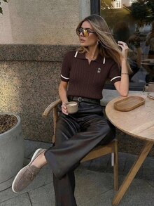 Briarwyn Women's Cartoon Bear Pattern Collared Short Sleeve Knit Top - Brown - View 5
