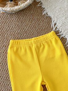 SHEIN 2pcs Baby Girls Top Flare Pants Cute Sweet Bright Yellow Floral Bee Ruffle Flutter Sleeve Round Neck Birthday Fall Long Sleeve Top Holiday Ribbed Knit - Yellow - View 8