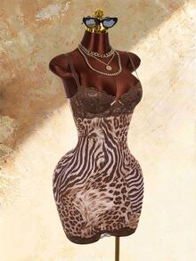 Amplova Gaun Mini Cami Motif Zebra dengan Renda Kontras Seksi untuk Wanita - Mocha Brown - View 5