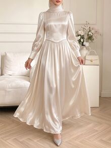 Celisse Gaun Satin Lengan Lentera Leher Tinggi - Aprikot - View 4