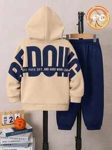 SHEIN 兒童小男孩韓系休閒寬鬆大字母印花長袖連帽衛衣＋鬆緊腰長褲套裝，適合秋冬春季，適合戶外玩耍、上學、街頭風、派對與休閒，內層保暖刷毛加厚 - 彩色 - 查看 6