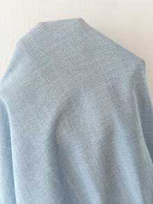 Snug Reverie فستان نوم بتصميم سموك مع ياقة مربعة وحافة مكشكشة - الأزرق - مشاهدة 7
