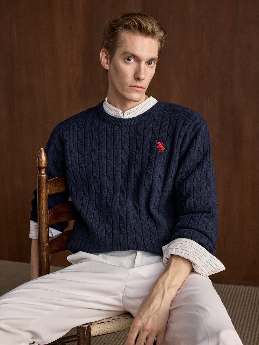 Manfinity CityGents Men's Knight Embroidery Long Sleeve Casual Crew Neck Knit Sweater - Navy Blue - View 1