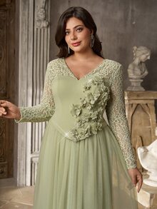 Aureia Plus Size Elegant Romantic Eyelash Lace Contrast Mesh A-Line Long Dress With 3D Floral Handmade Rhinestone Decor, Suitable For Wedding, Vacation, Prom, Bridesmaid, Formal Evening Gown - Green - View 5