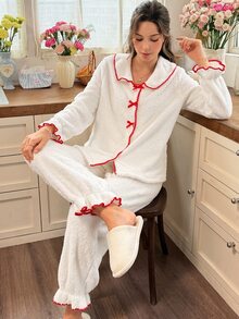 Snug Reverie Bộ đồ ngủ 2 món nỉ lông mùa đông phối viền tương phản - trắng - Xem 4