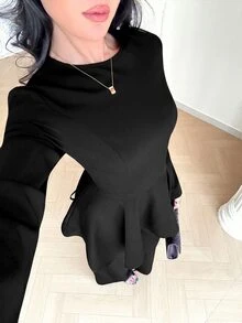 Modelyn 女款圓領長袖不對稱下擺百褶上衣與純色長褲兩件套 - 黑色 - 查看 6