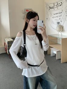 DAZY 女款鏤空露肩開衩休閒寬鬆版型T恤 Y2K - 白色 - 查看 5