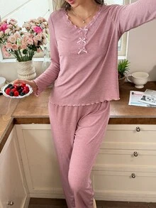 Snug Reverie طقم بيجامة نسائي كاجوال من الصوف المحبوك مزين بالدانتيل وفيونكة للاسترخاء - وردي - مشاهدة 3