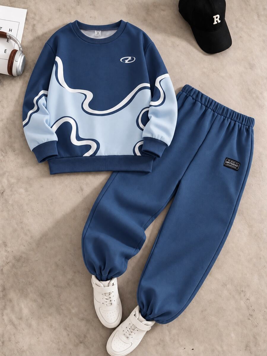 SHEIN Coolqubz 男童秋冬運動套裝,波浪數位印花圓領衛衣與慢跑長褲 2 件套,休閒寬鬆版型,適合大童,日常穿著與上學皆宜 - 藍色 - 查看 1
