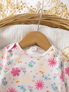 SHEIN 新生女嬰花卉印花長袖T恤與長褲套裝 - 粉色 - 查看 3