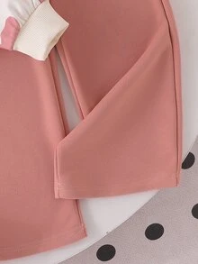 SHEIN 女童兩件套，大愛心印花領口長袖 Polo 上衣，彈性腰純色寬腿長褲，柔軟休閒面料，秋冬穿搭 - 藕粉色 - 查看 4
