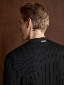Manfinity CityGents كارديجان رجالي بلون موحد كاجوال متعدد الاستخدامات للارتداء اليومي - الأسود - مشاهدة 2
